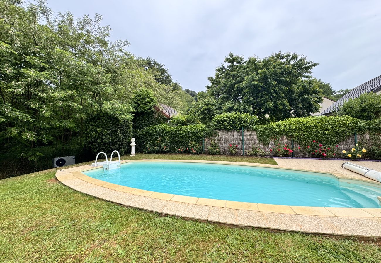 Maison à Sillé-le-Philippe - Maison Angelo - Piscine - Jardin - 6p