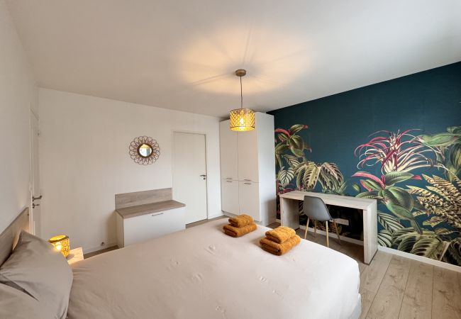 Maison mitoyenne à Le Mans - Le Charme - Jardin - Pétanque - Parking - 6p Maison mitoyenne à Le Mans - Le Charme - Jardin - Pétanque - Parking - 6p