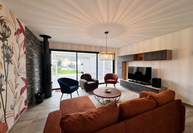 Maison mitoyenne à Le Mans - Le Charme - Jardin - Pétanque - Parking - 6p Maison mitoyenne à Le Mans - Le Charme - Jardin - Pétanque - Parking - 6p