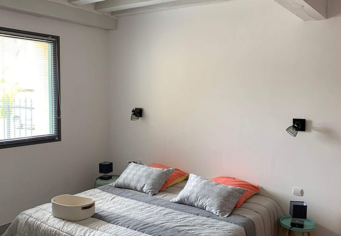 Villa à La Chartre-sur-le-Loir - La Fontaine - Détente -Piscine Jacuzzi -12P