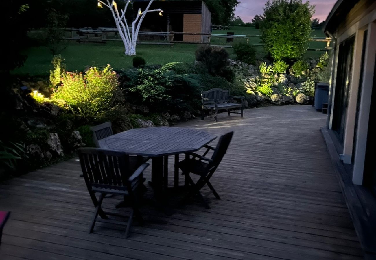 Villa à La Chartre-sur-le-Loir - La Fontaine - Détente -Piscine Jacuzzi -12P