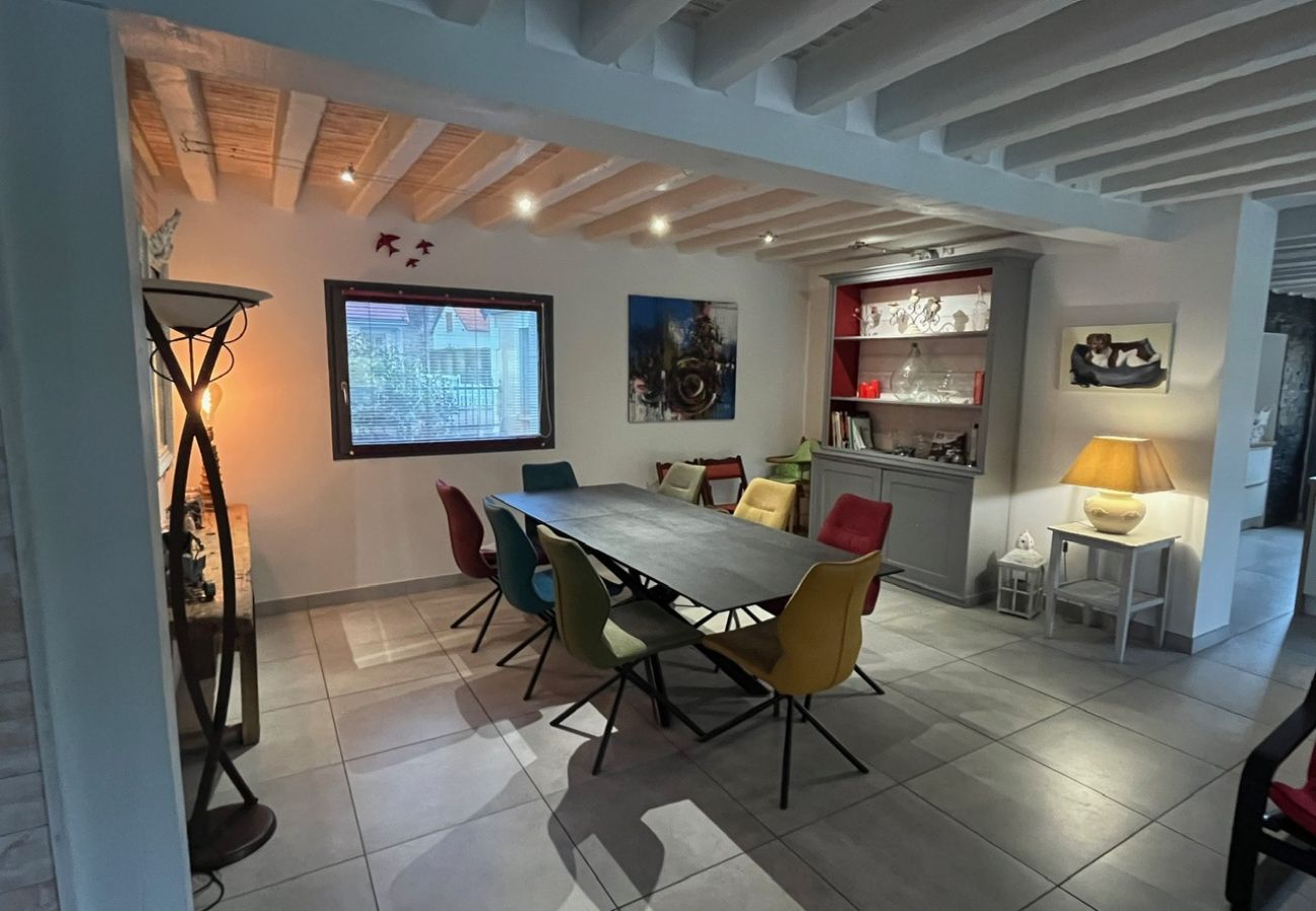 Villa à La Chartre-sur-le-Loir - La Fontaine - Détente -Piscine Jacuzzi -12P