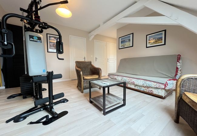 Maison à Le Mans - Villa Isaac - Piscine naturelle - Proche Boulerie Maison à Le Mans - Villa Isaac - Piscine naturelle - Proche Boulerie