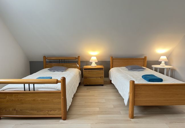 Maison à Le Mans - Villa Isaac - Piscine naturelle - Proche Boulerie Maison à Le Mans - Villa Isaac - Piscine naturelle - Proche Boulerie