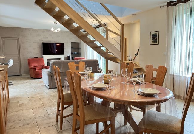 Maison à Le Mans - Villa Isaac - Piscine naturelle - Proche Boulerie Maison à Le Mans - Villa Isaac - Piscine naturelle - Proche Boulerie