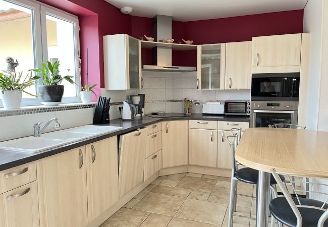 Maison à Le Mans - Villa Isaac - Piscine naturelle - Proche Boulerie Maison à Le Mans - Villa Isaac - Piscine naturelle - Proche Boulerie