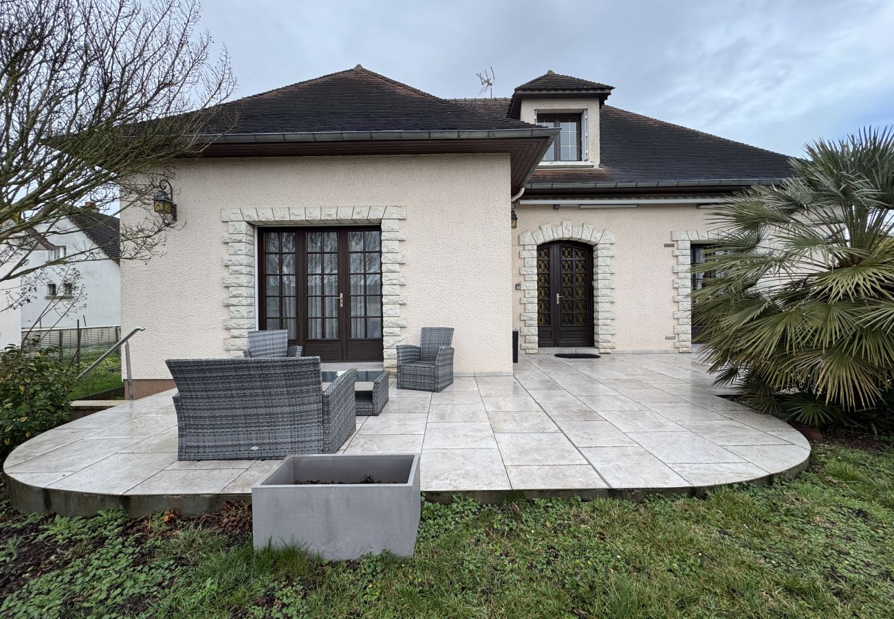 Maison à Changé - La Changéenne - Maison de charme - 12 pers