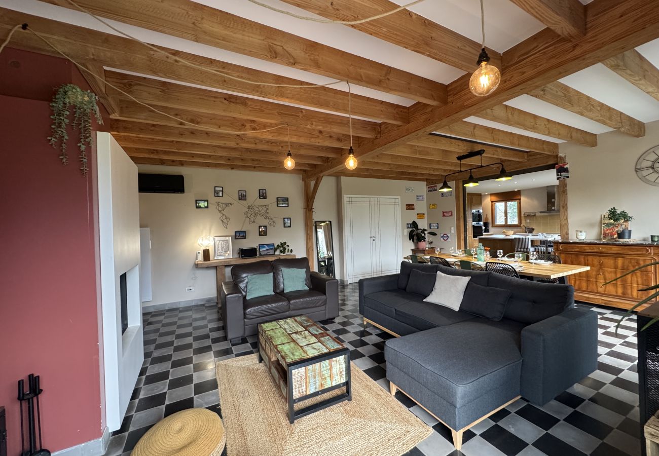 Maison à La Bazoge - Les Champs de Brice - Campagne - Piscine - 10 pers