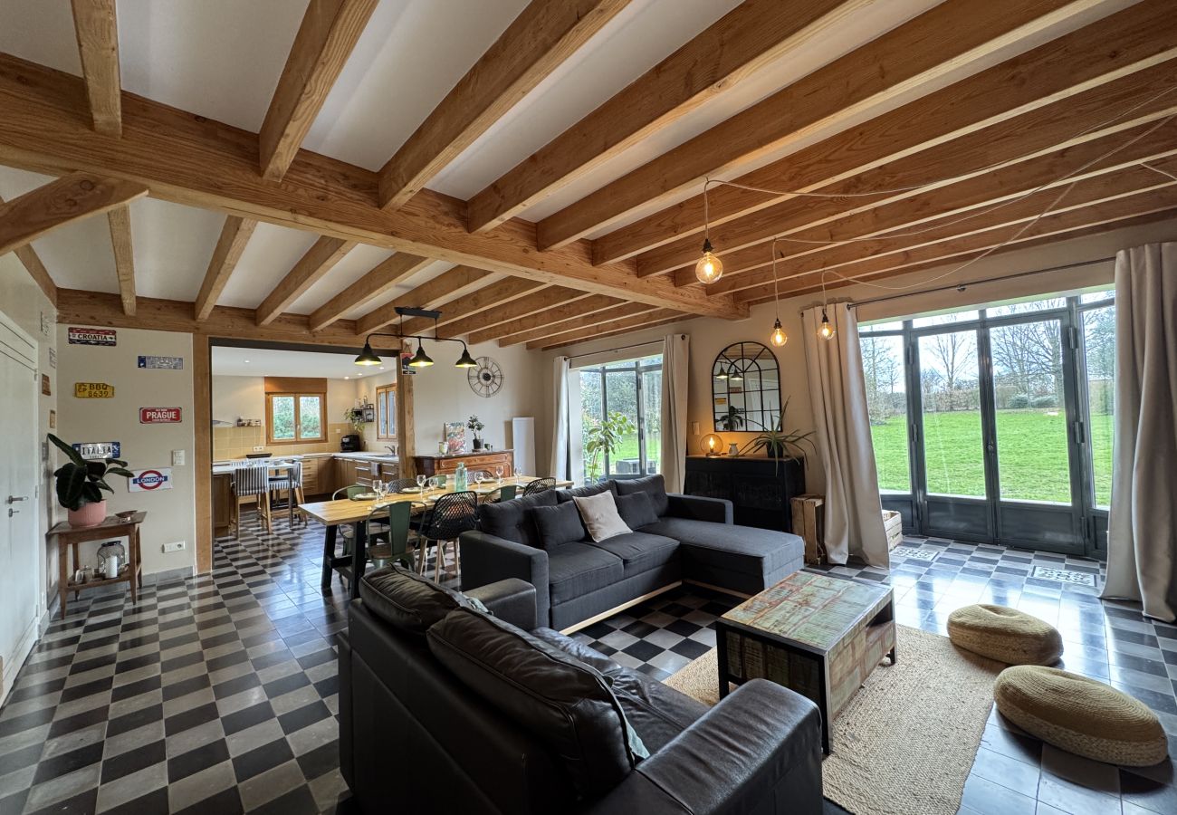 Maison à La Bazoge - Les Champs de Brice - Campagne - Piscine - 10 pers