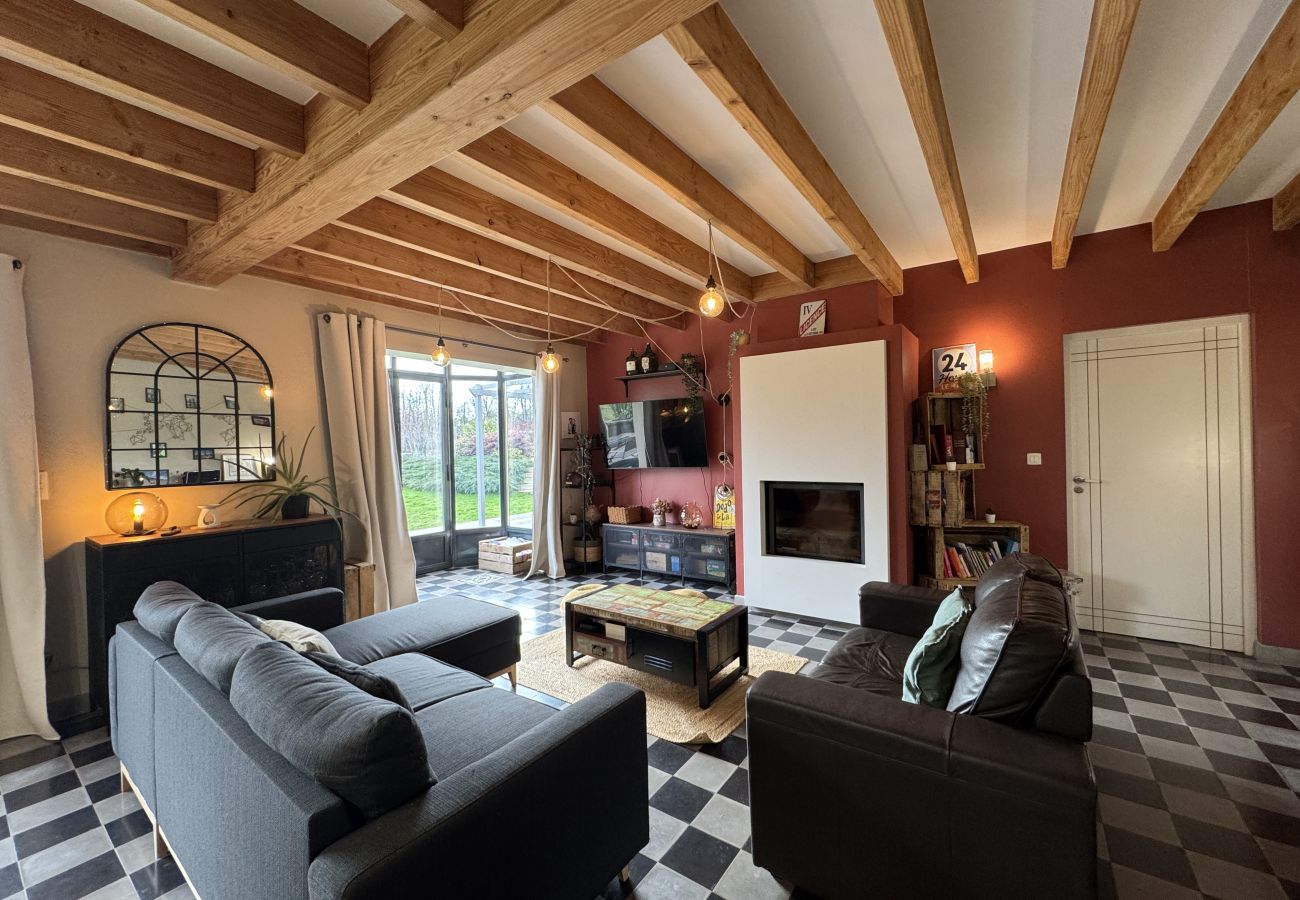 Maison à La Bazoge - Les Champs de Brice - Campagne - Piscine - 10 pers