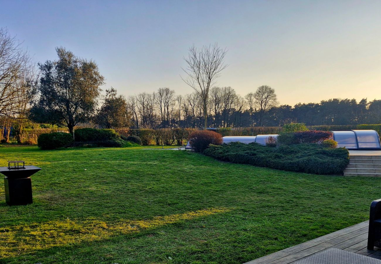 Maison à La Bazoge - Les Champs de Brice - Campagne - Piscine - 10 pers