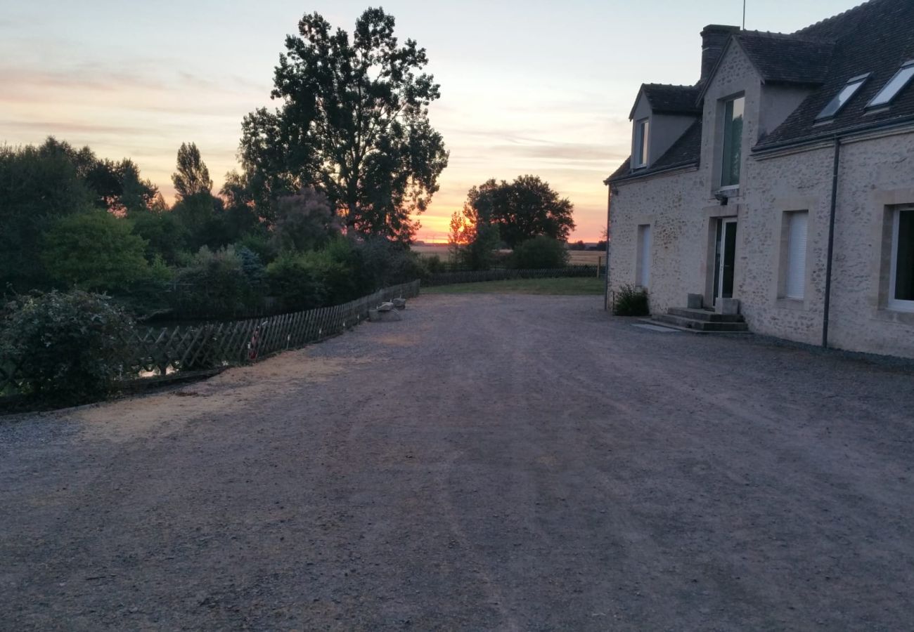 Gîte Rural à Congé-sur-Orne - Gîte de Coq-Fresne - 30 pers. - piscine/dancing