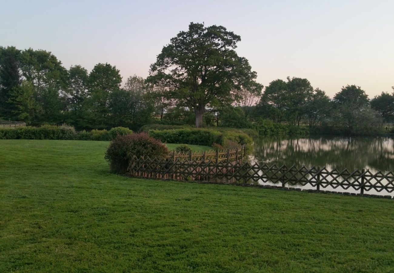 Gîte Rural à Congé-sur-Orne - Gîte de Coq-Fresne - 30 pers. - piscine/dancing