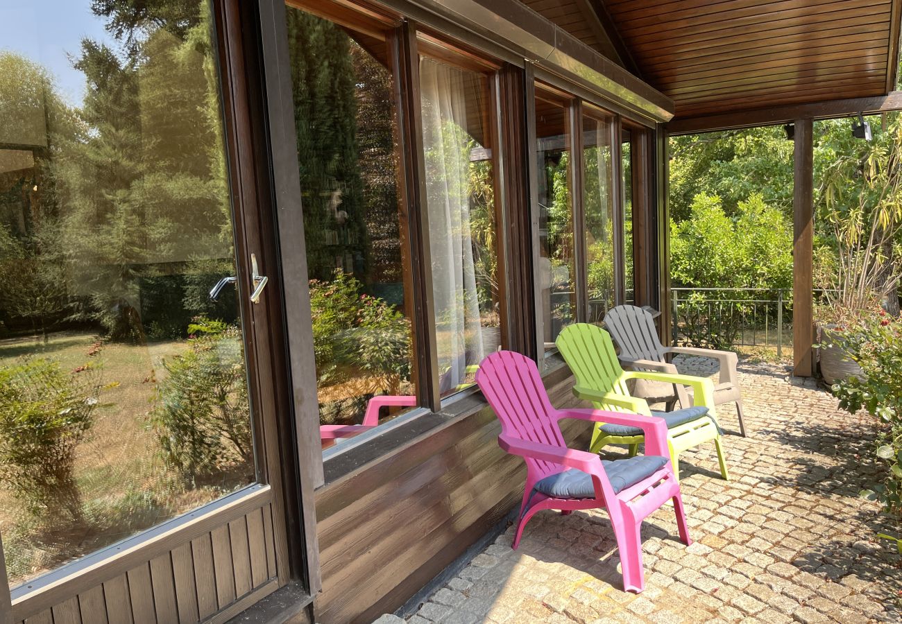 Chalet à Savigné-l´Evêque - Le Chalet de l'Elfe - 10 min Pôle Européen/Bouleri
