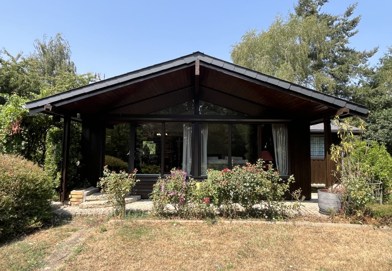 Chalet à Savigné-l´Evêque - Le Chalet de l'Elfe - 10 min Pôle Européen/Bouleri