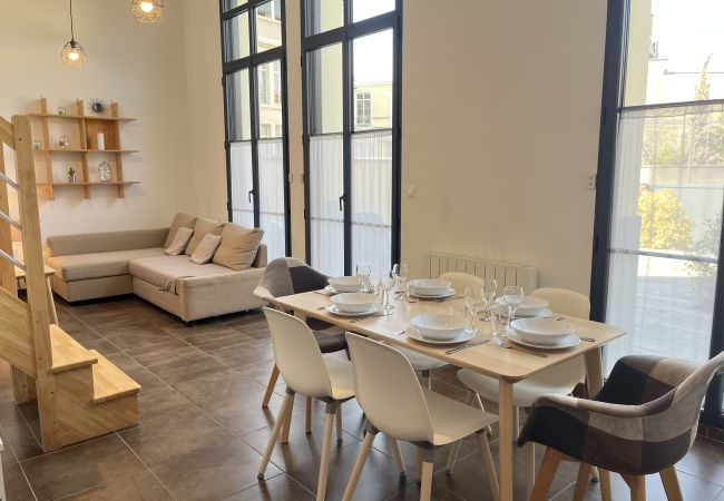 Appartement à Le Mans - L'Arbre - apt 1 - 6 pers - parking sur réservation